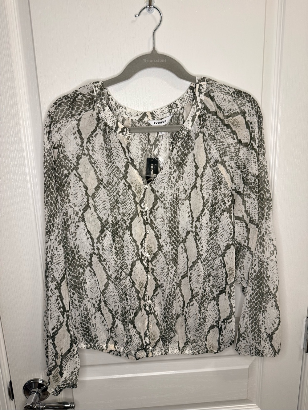Express Women's Snake Print Long-Sleeve sheer Blouse/NWT/ Medium